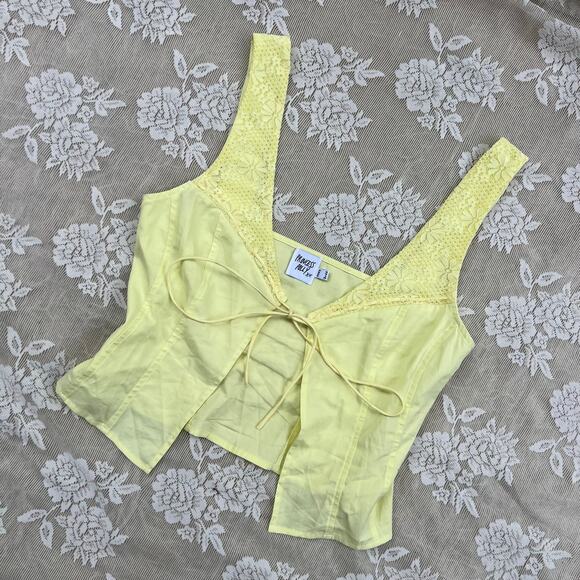 Princess Polly Tops - Princess Polly Butter Yellow Lace Tie Front Top – Size US 6